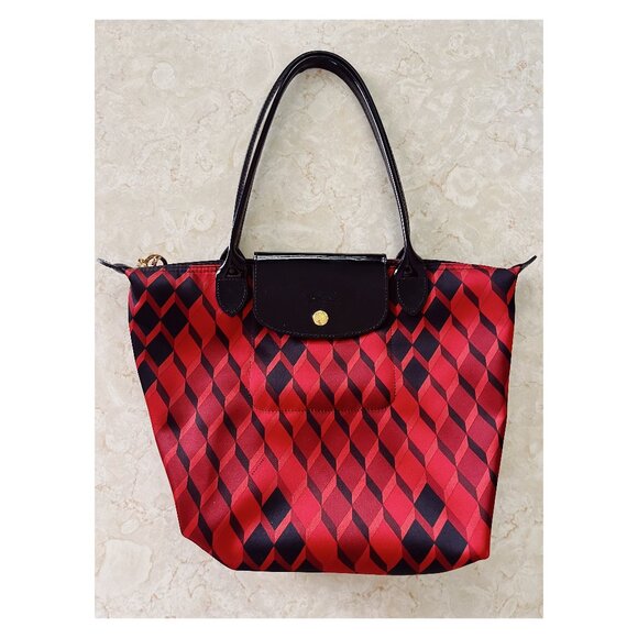 Longchamp Small Le Pliage Tote Red Geo Pattern Patent Leather - Picture 1 of 7